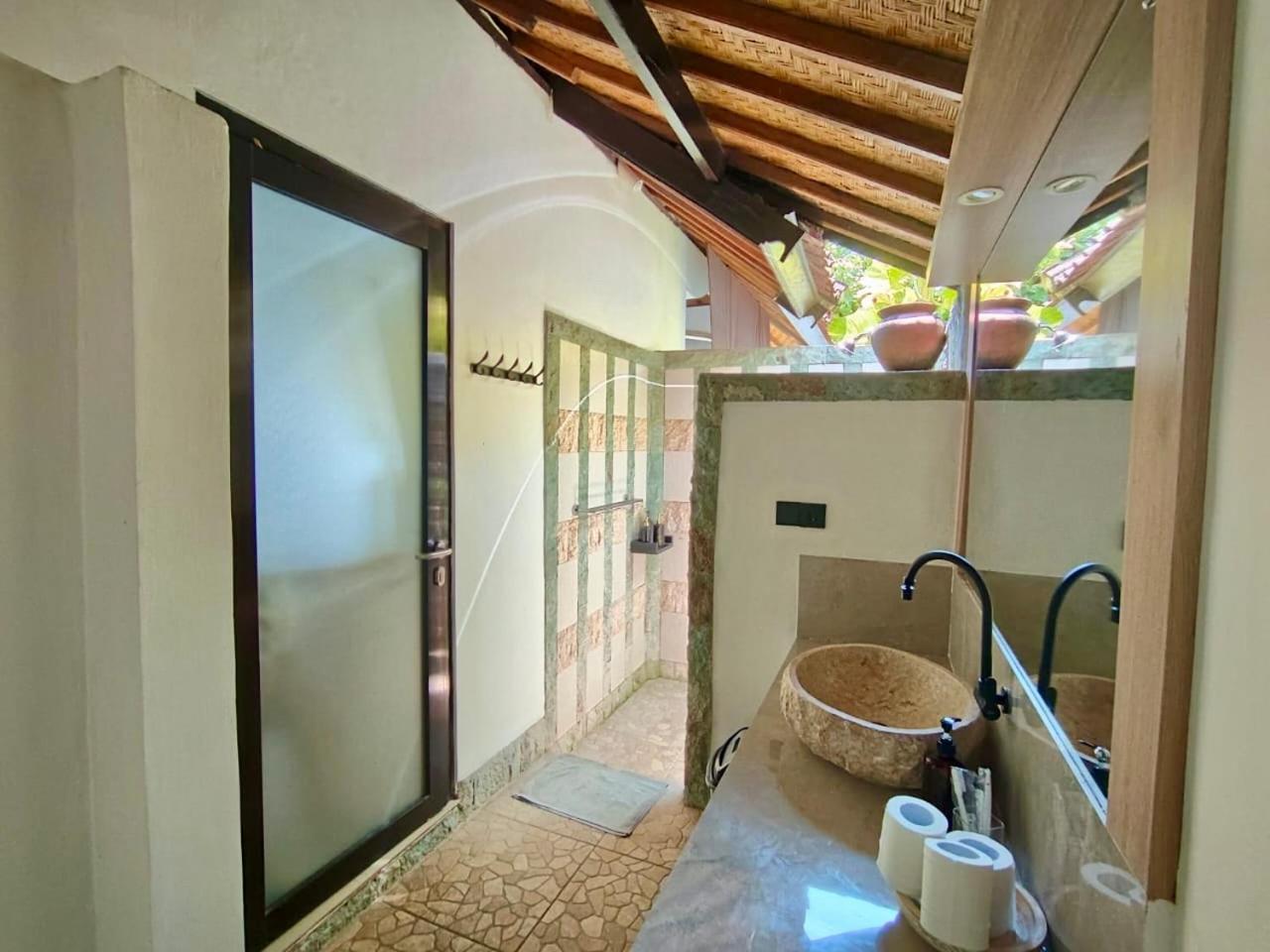 Solaluna Beach Homestay Amed  Luaran gambar
