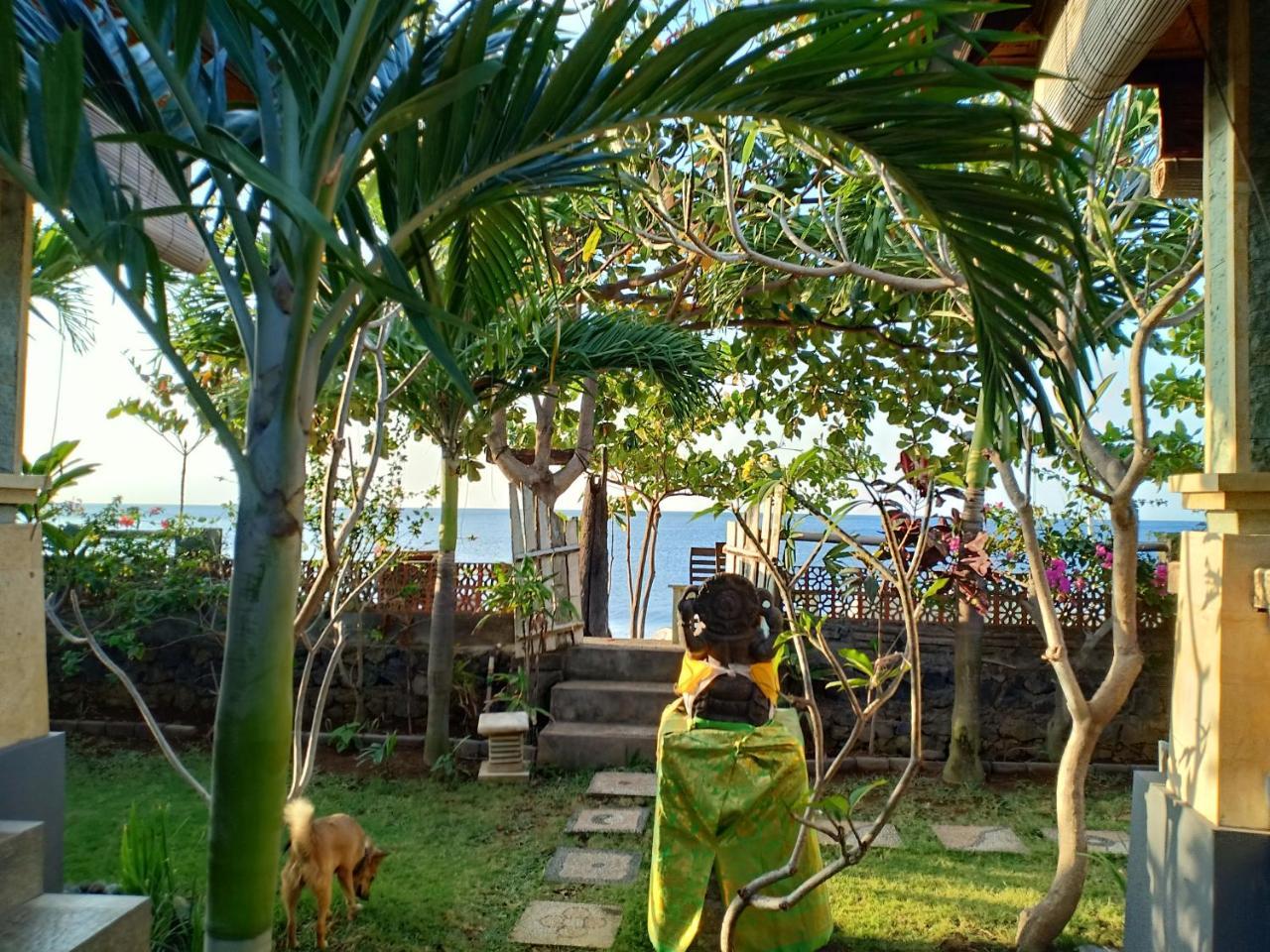 Solaluna Beach Homestay Amed  Luaran gambar